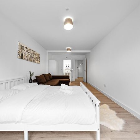 3 Bedroom Sleep12 In London Mr2 Экстерьер фото